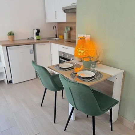 ⁂ Calme Et Ensoleille Balcon Quartier Port Lägenhet Nice