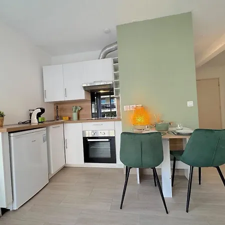 Apartment Calme Et Ensoleille Balcon Quartier Port Nice