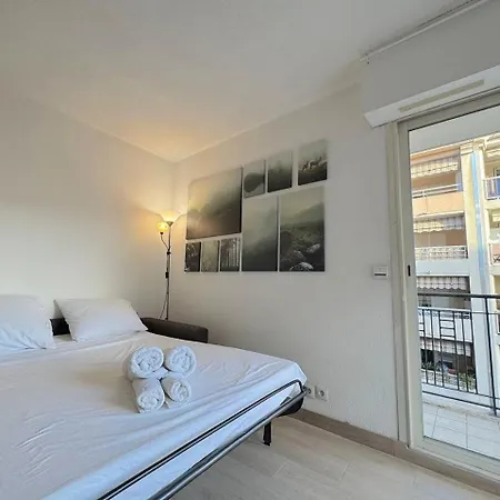 ⁂ Calme Et Ensoleille Balcon Quartier Port Nice