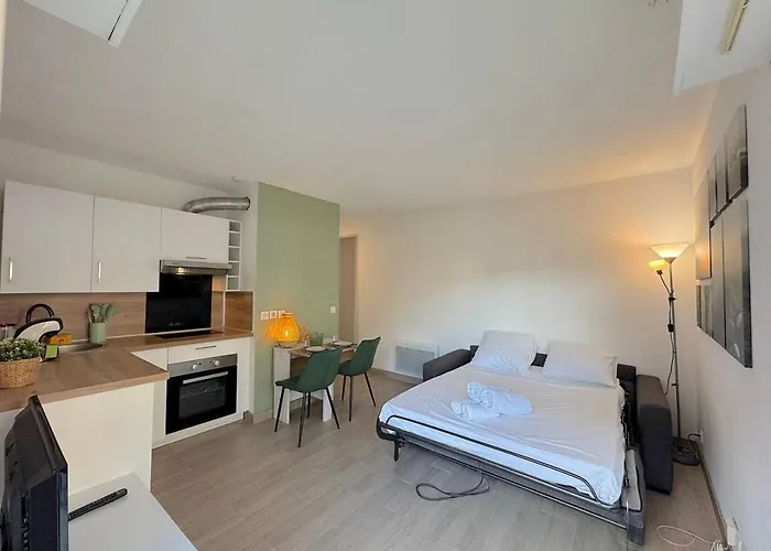 ⁂ Calme Et Ensoleille Balcon Quartier Port Apartamento *