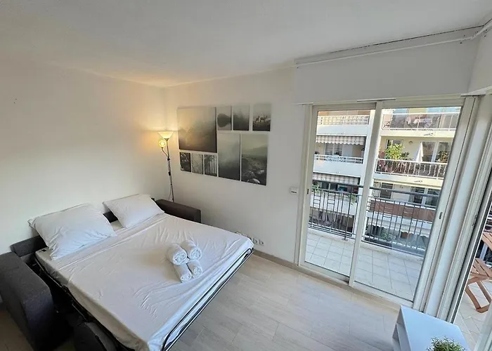 Apartamento ⁂ Calme Et Ensoleille Balcon Quartier Port Nice