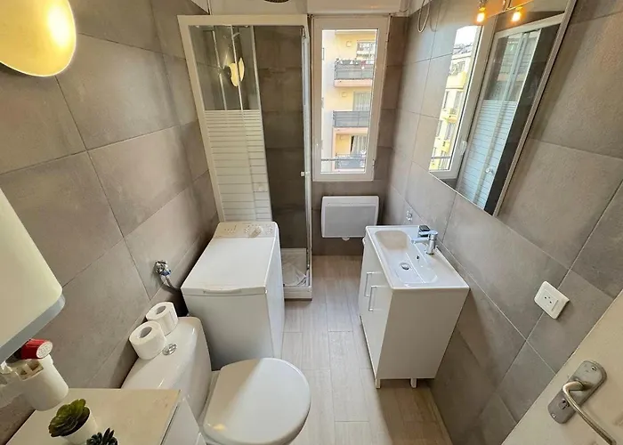 ⁂ Calme Et Ensoleille Balcon Quartier Port Apartamento Nice