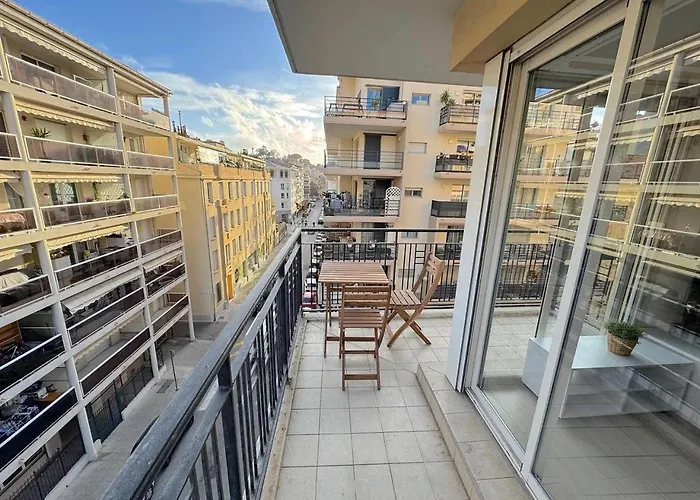 ⁂ Calme Et Ensoleille Balcon Quartier Port