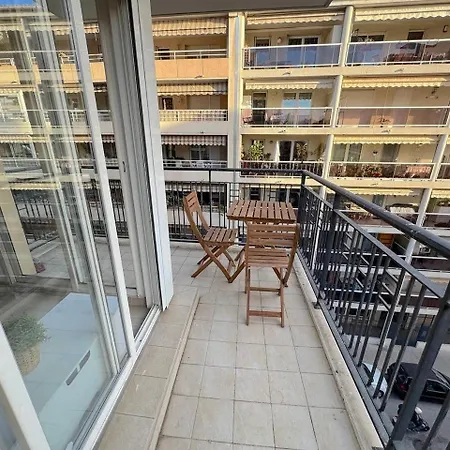 アパート ⁂ Calme Et Ensoleille Balcon Quartier Port ニース