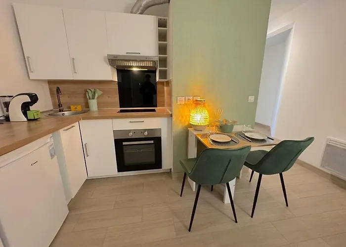 Appartamento Calme Et Ensoleillé Balcon Quartier Port *